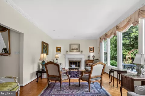 Other - 1003 Priory Pl, Mclean, VA 22101 photo 1 of 11