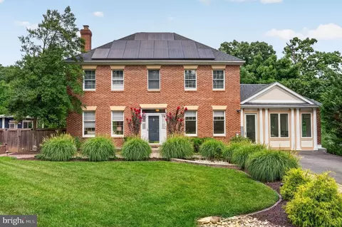5967 Wilton Rd, Alexandria, VA 22310