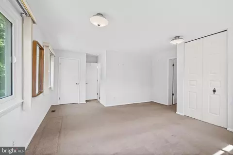 Other - 5308 Inverchapel Rd, Springfield, VA 22151 photo 5 of 10