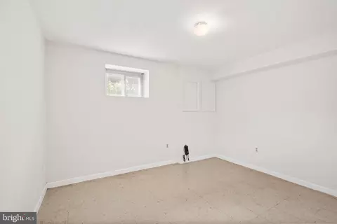 Other - 5308 Inverchapel Rd, Springfield, VA 22151 photo 8 of 10