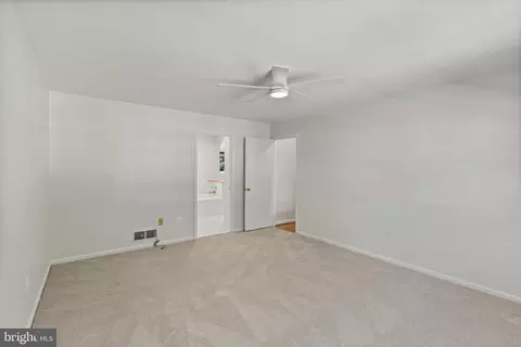 Bedroom - 6117 Harmon Pl, Springfield, VA 22152 photo 3 of 12