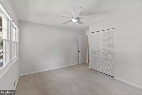 Bedroom - 6117 Harmon Pl, Springfield, VA 22152 photo 9 of 12