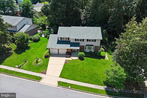 View/Area - 6117 Harmon Pl, Springfield, VA 22152 photo 1 of 6