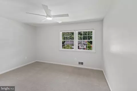 Bedroom - 6117 Harmon Pl, Springfield, VA 22152 photo 10 of 12