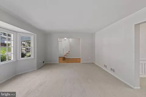 Living - 6117 Harmon Pl, Springfield, VA 22152 photo 3 of 9