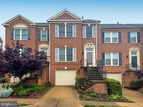 5506 Jowett Ct, Alexandria, VA 22315