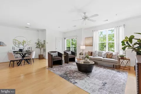11321 Aristotle Dr #3-303, Fairfax, VA 22030
