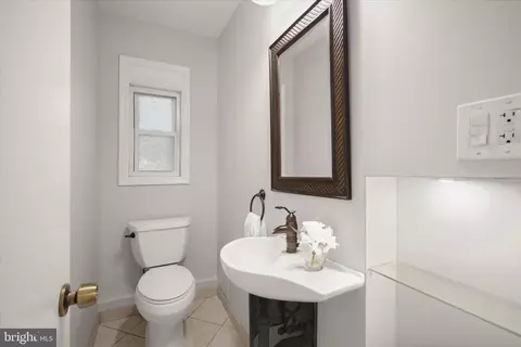 Bath - 7422 Axton St, Springfield, VA 22151 photo 1 of 1
