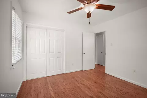Bedroom - 7422 Axton St, Springfield, VA 22151 photo 4 of 5