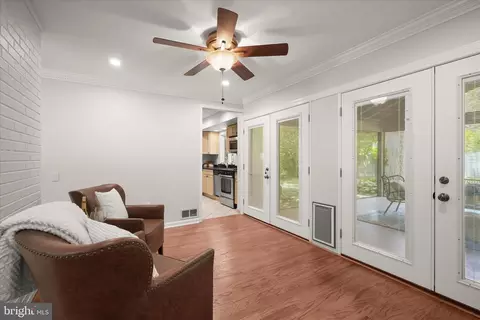 Entry Way - 7422 Axton St, Springfield, VA 22151 photo 4 of 4