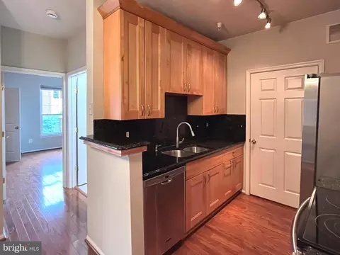 Kitchen - 1570 Spring Gate Dr #7203, Mclean, VA 22102 photo 2 of 3