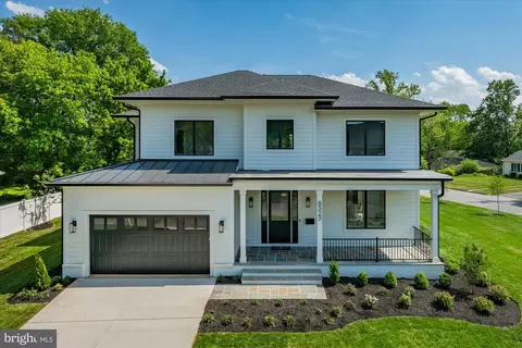 6523 Elmhirst Dr, Falls Church, VA 22043
