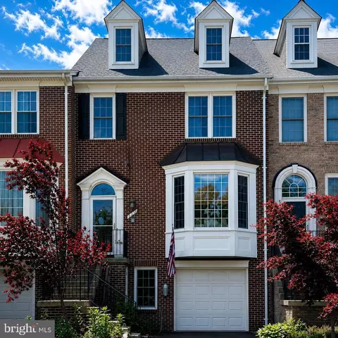 6241 Windham Hill Run, Alexandria, VA 22315