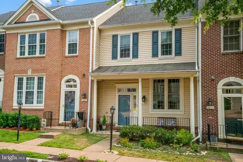 3639 Ransom Pl, Alexandria, VA 22306