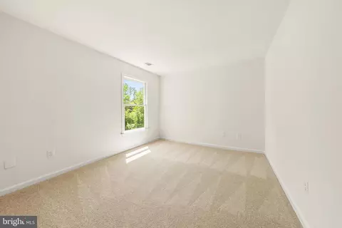 Bedroom - 7216 Evans Mill Rd, Mclean, VA 22101 photo 3 of 4