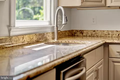 Kitchen - 7216 Evans Mill Rd, Mclean, VA 22101 photo 3 of 4