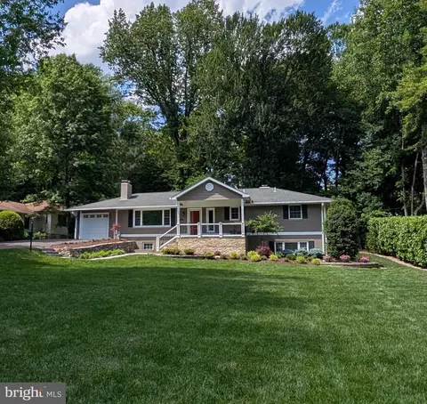 8324 The Midway, Annandale, VA 22003