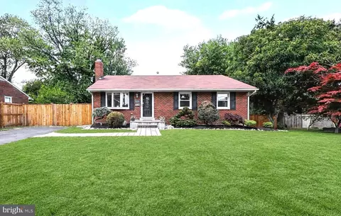 6300 Yellowstone Dr, Alexandria, VA 22312