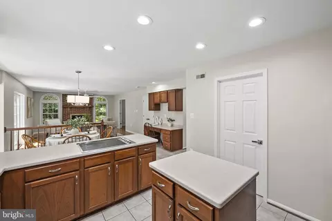 Kitchen - 9127 Scott St, Springfield, VA 22153 photo 12 of 15