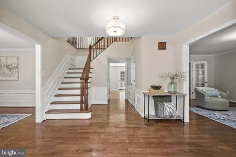 Entry Way - 9127 Scott St, Springfield, VA 22153 photo 1 of 11