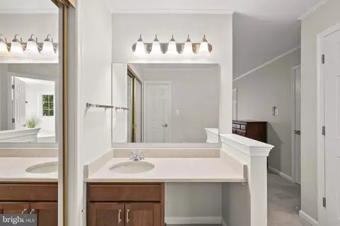 Bath - 9127 Scott St, Springfield, VA 22153 photo 1 of 8