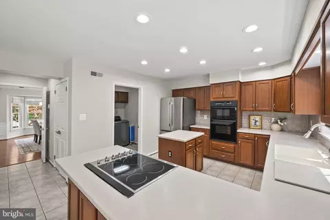 Kitchen - 9127 Scott St, Springfield, VA 22153 photo 3 of 15