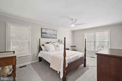 Bedroom - 9127 Scott St, Springfield, VA 22153 photo 2 of 14