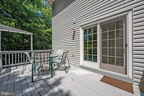 Exterior - 9127 Scott St, Springfield, VA 22153 photo 7 of 16