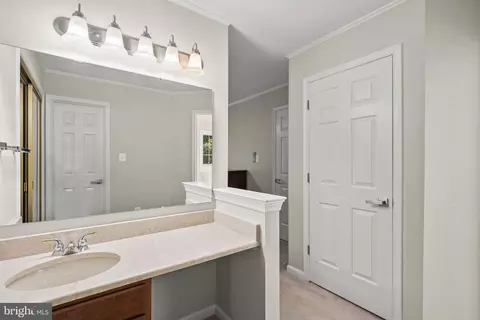 Entry Way - 9127 Scott St, Springfield, VA 22153 photo 10 of 11
