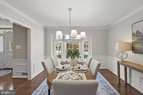 Dining - 9127 Scott St, Springfield, VA 22153 photo 1 of 9