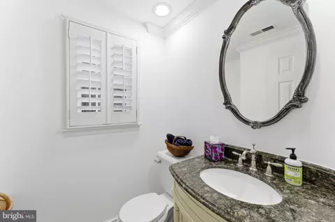 Bath - 6659 Madison Mclean Dr, Mclean, VA 22101 photo 6 of 6
