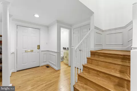Entry Way - 6659 Madison Mclean Dr, Mclean, VA 22101 photo 3 of 6