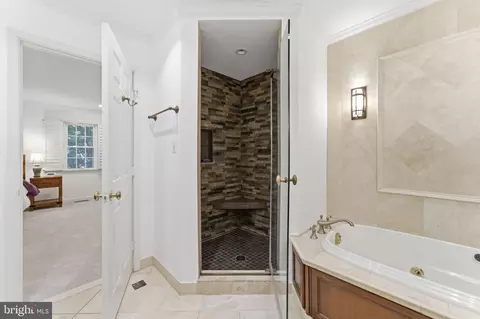 Bath - 6659 Madison Mclean Dr, Mclean, VA 22101 photo 1 of 6