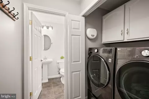 Other - 8906 Tailcoat Ct, Springfield, VA 22153 photo 4 of 16