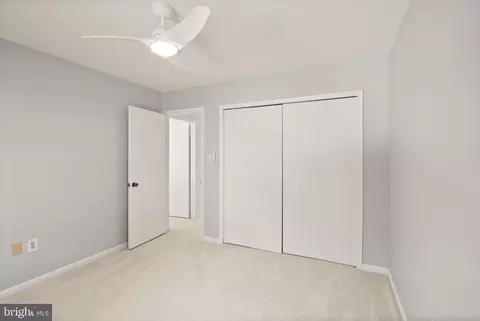 Bedroom - 8906 Tailcoat Ct, Springfield, VA 22153 photo 7 of 11