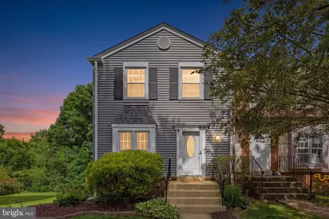 14480 Black Horse Ct, Centreville, VA 20120