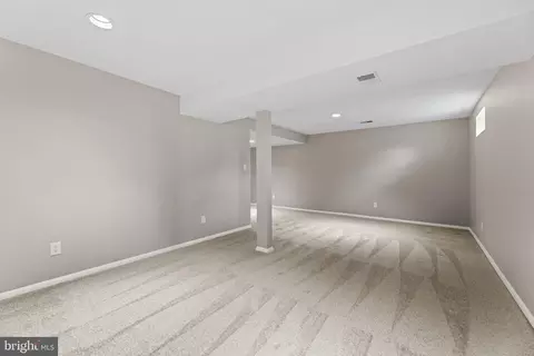 7613 Springfield Hills Dr, Springfield, VA 22153 photo 25