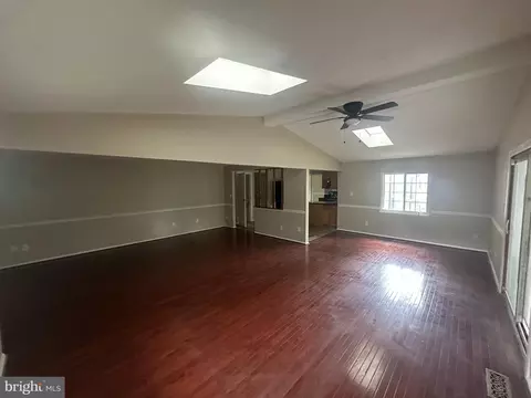 Living - 7613 Springfield Hills Dr, Springfield, VA 22153 photo 6 of 8