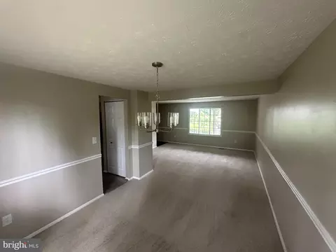 Living - 7613 Springfield Hills Dr, Springfield, VA 22153 photo 3 of 8