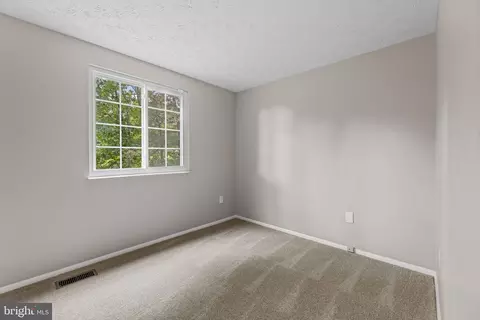 7613 Springfield Hills Dr, Springfield, VA 22153 photo 19