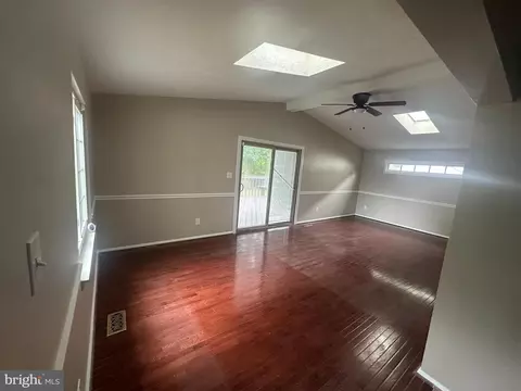 Living - 7613 Springfield Hills Dr, Springfield, VA 22153 photo 4 of 8