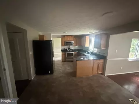 Kitchen - 7613 Springfield Hills Dr, Springfield, VA 22153 photo 1 of 1