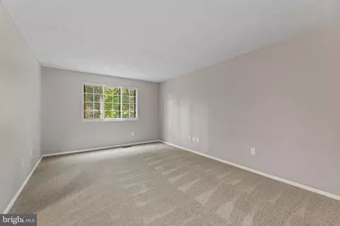 7613 Springfield Hills Dr, Springfield, VA 22153 photo 16