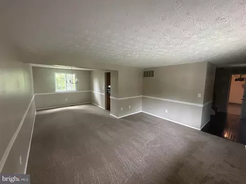 Living - 7613 Springfield Hills Dr, Springfield, VA 22153 photo 2 of 8