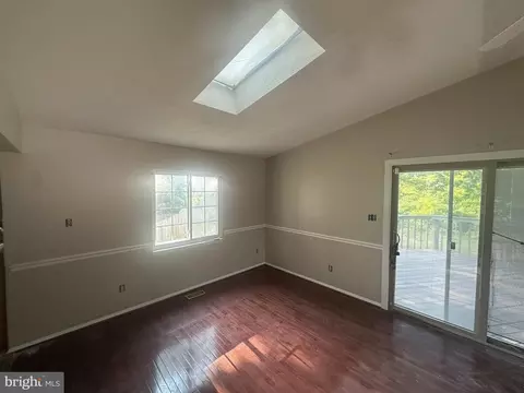 Living - 7613 Springfield Hills Dr, Springfield, VA 22153 photo 2 of 3