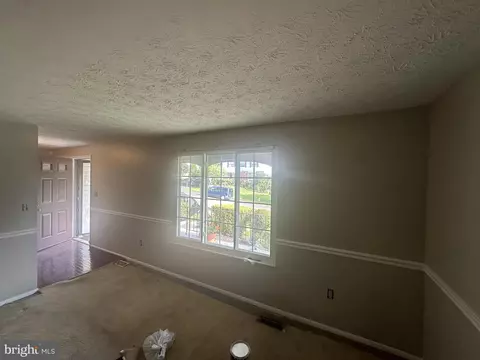 Living - 7613 Springfield Hills Dr, Springfield, VA 22153 photo 1 of 3