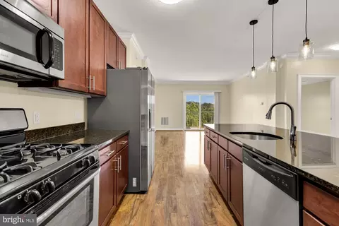 6301 Edsall Rd #507, Alexandria, VA 22312