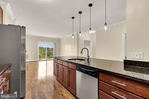 6301 Edsall Rd #507, Alexandria, VA 22312