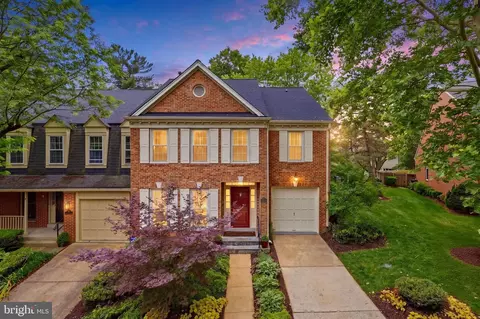 7257 Mclean Commons Ln, Mclean, VA 22101