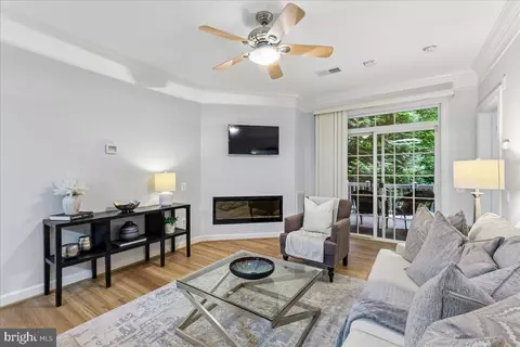 7880 Rolling Woods Ct #2103, Springfield, VA 22152